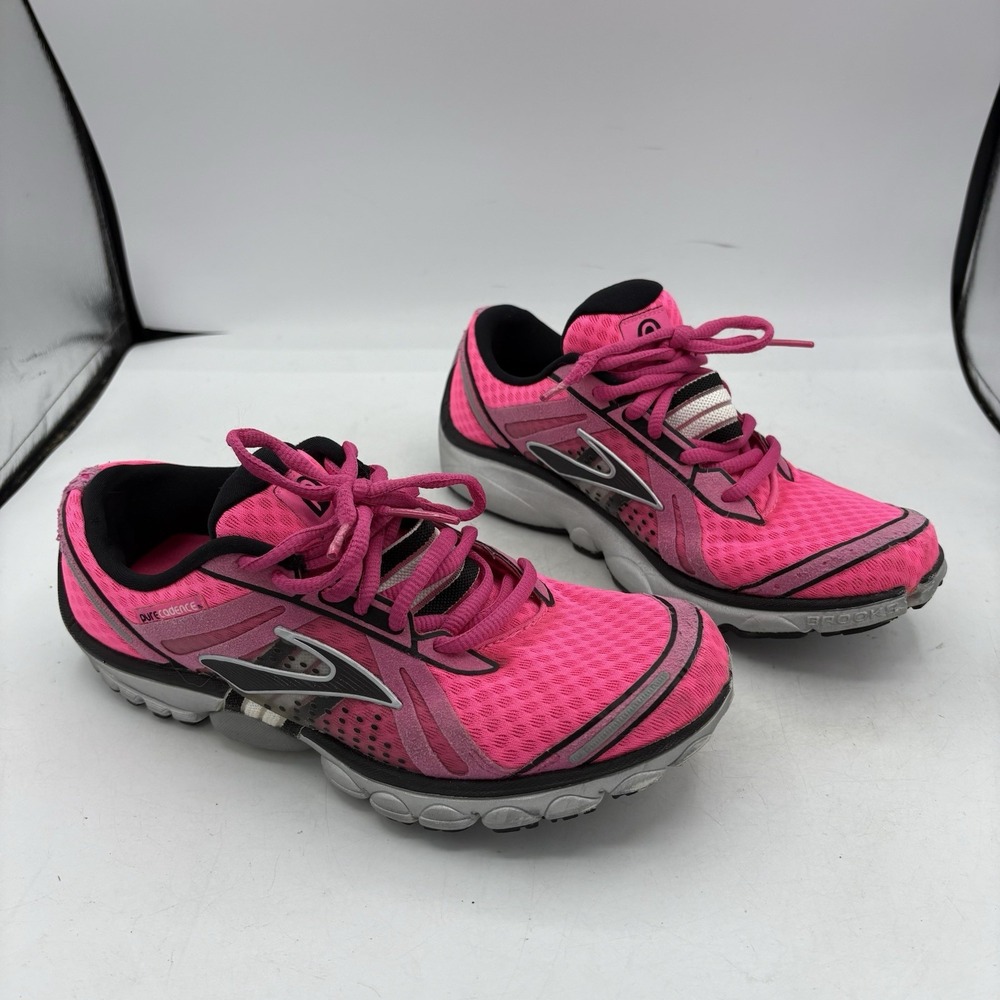 Brooks Shoes Womens Size 8 B Pure Cadence Pink Run Walk Sneakers